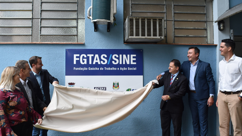 Ag Ncia Fgtas Sine Inaugurada Na Cidade De Dois Irm Os Secretaria