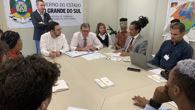 Encontro reuniu secretários de Trabalho, Gilmar Sossella, e de Justiça, Mateus Wesp, com o deputado Matheus Gomes