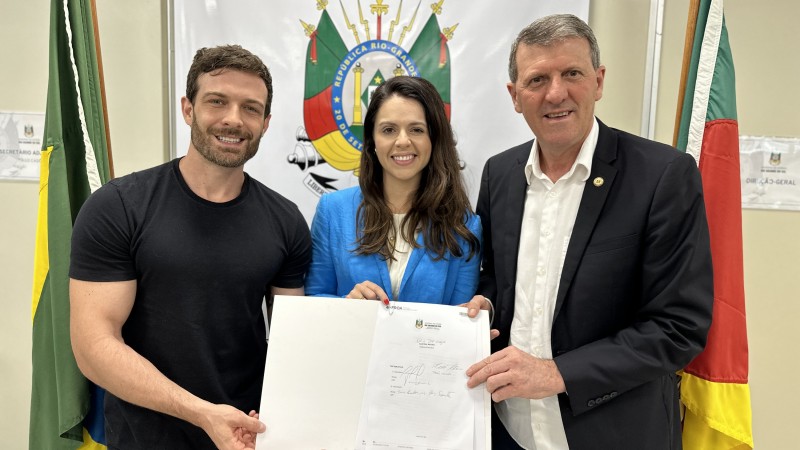 Parceria visa capacitar 2000 jovens para o primeiro emprego no Rio Grande do Sul